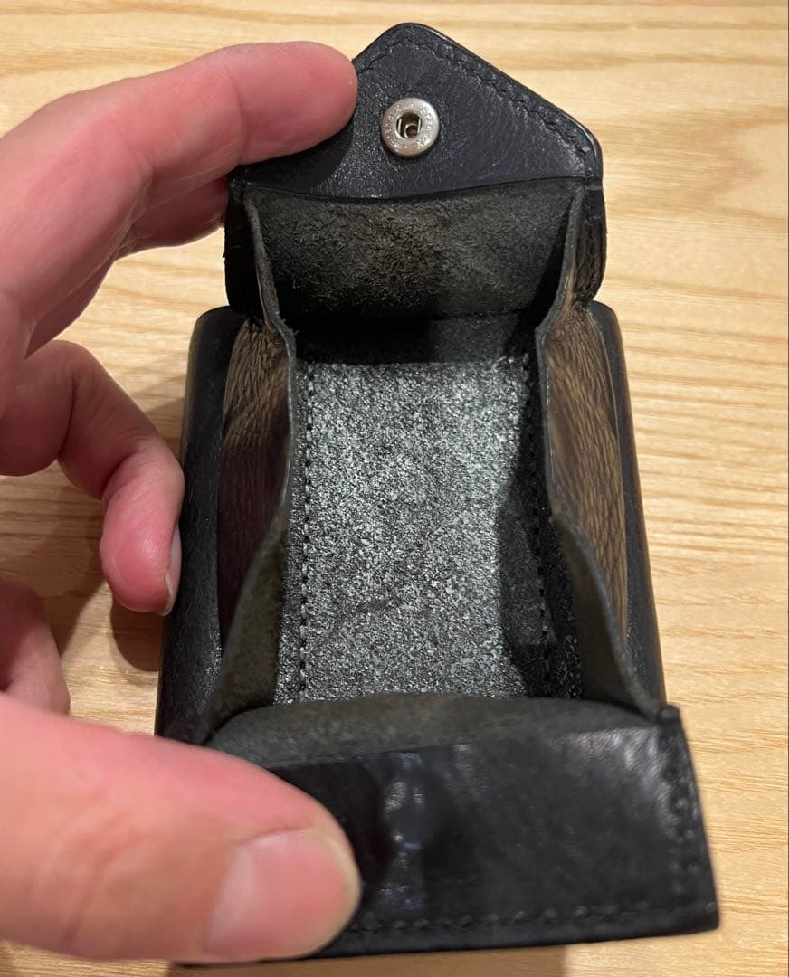 と*も様 Hender Schemer エンダースキーマー ネイビー　三つ折り財