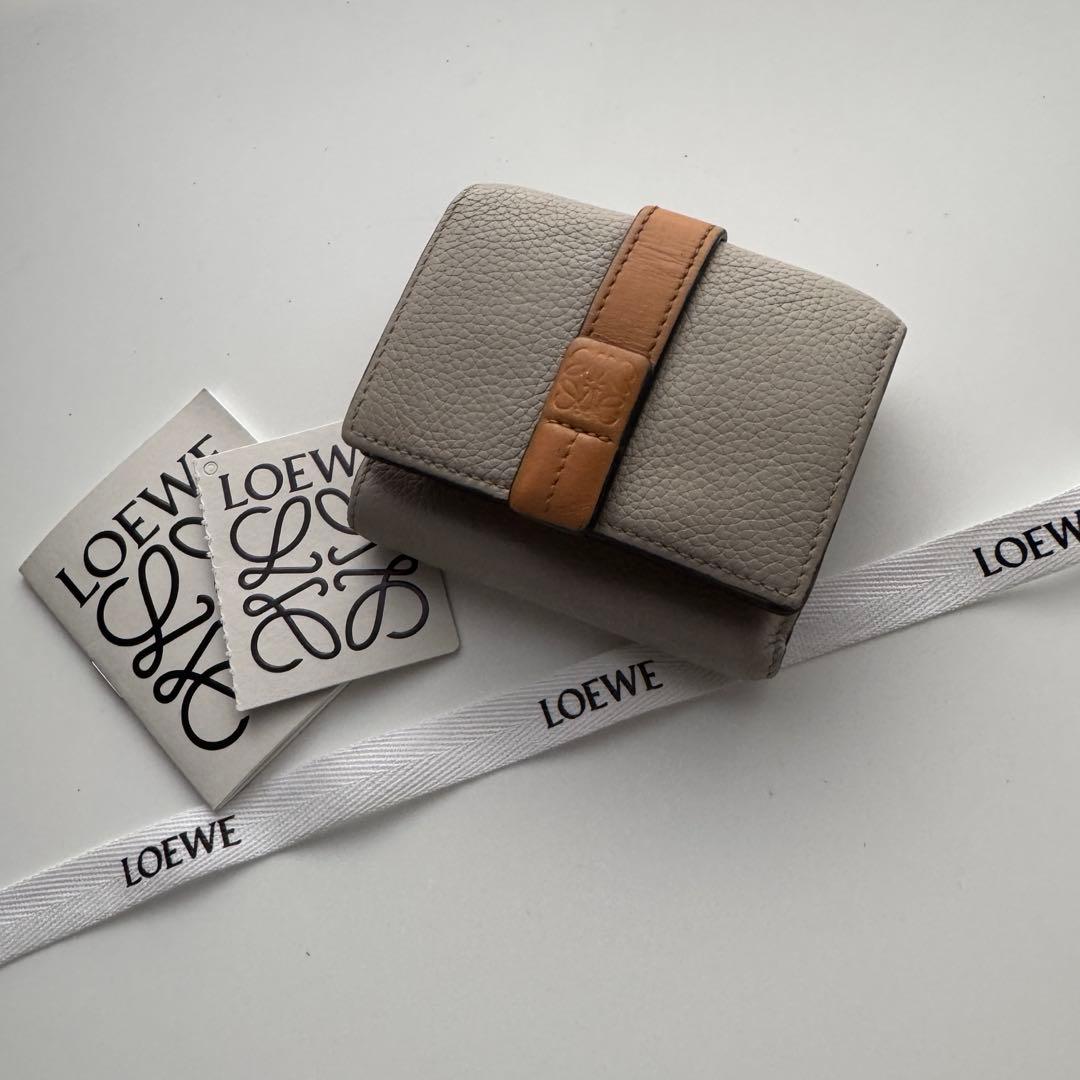 【限定価格】 154 LOEWE ロエベ 3つ折り財布
