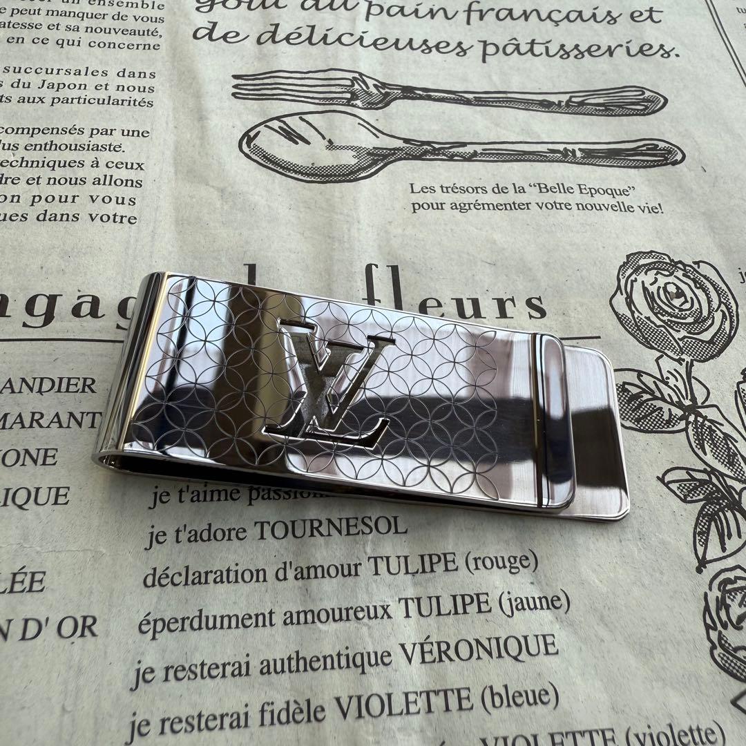 Louis Vuitton マネークリップ パンスビエシャンゼリゼ