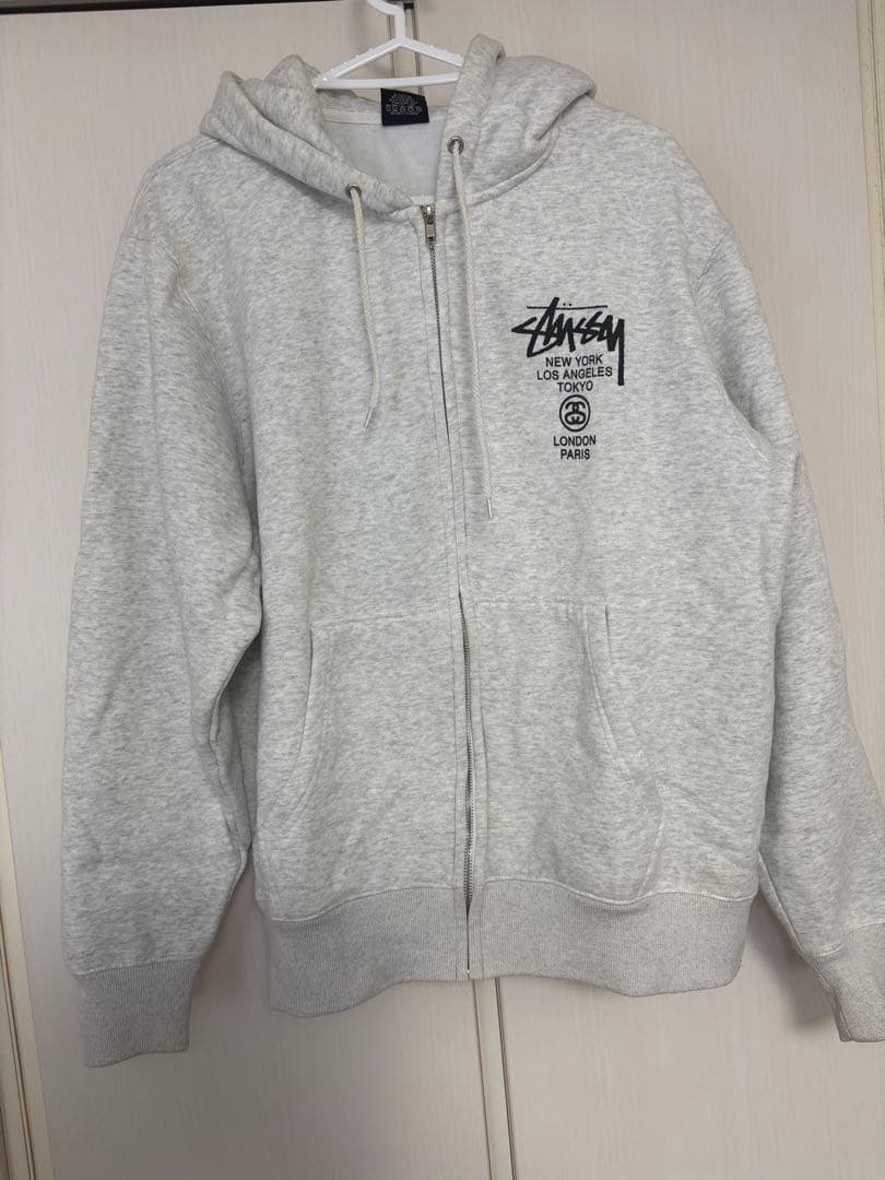 『正規品』ストゥーシー　白パーカー フロントバックロゴ入り