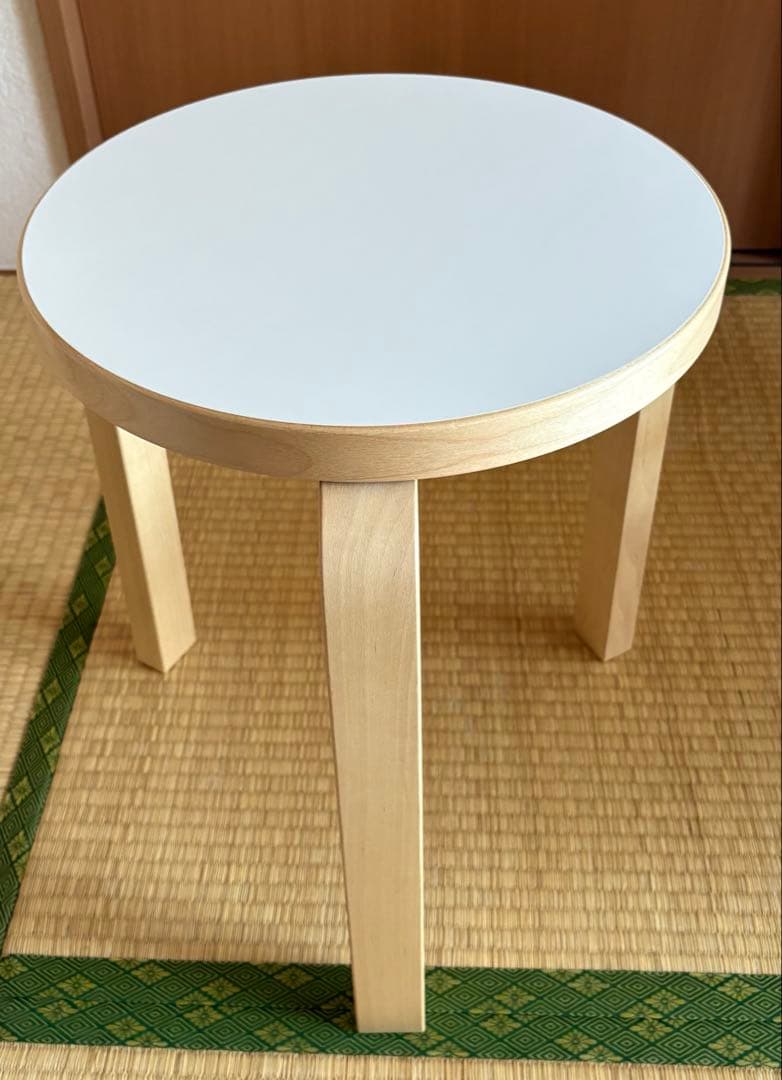 artek スツール60 ホワイトラミネート