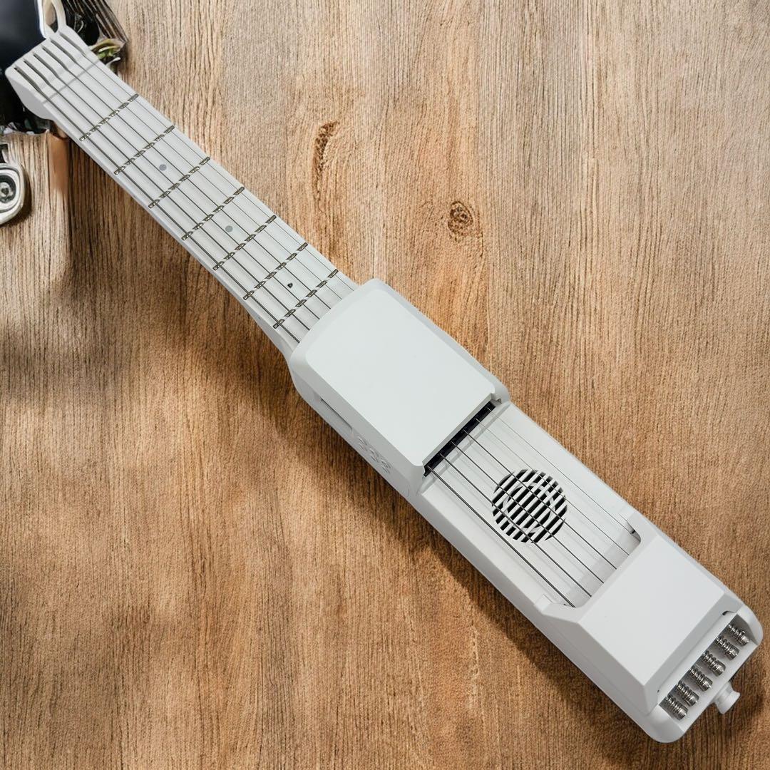 美品‼️USB充電スマート電子ギター スピーカー内蔵 ホワイト SG7