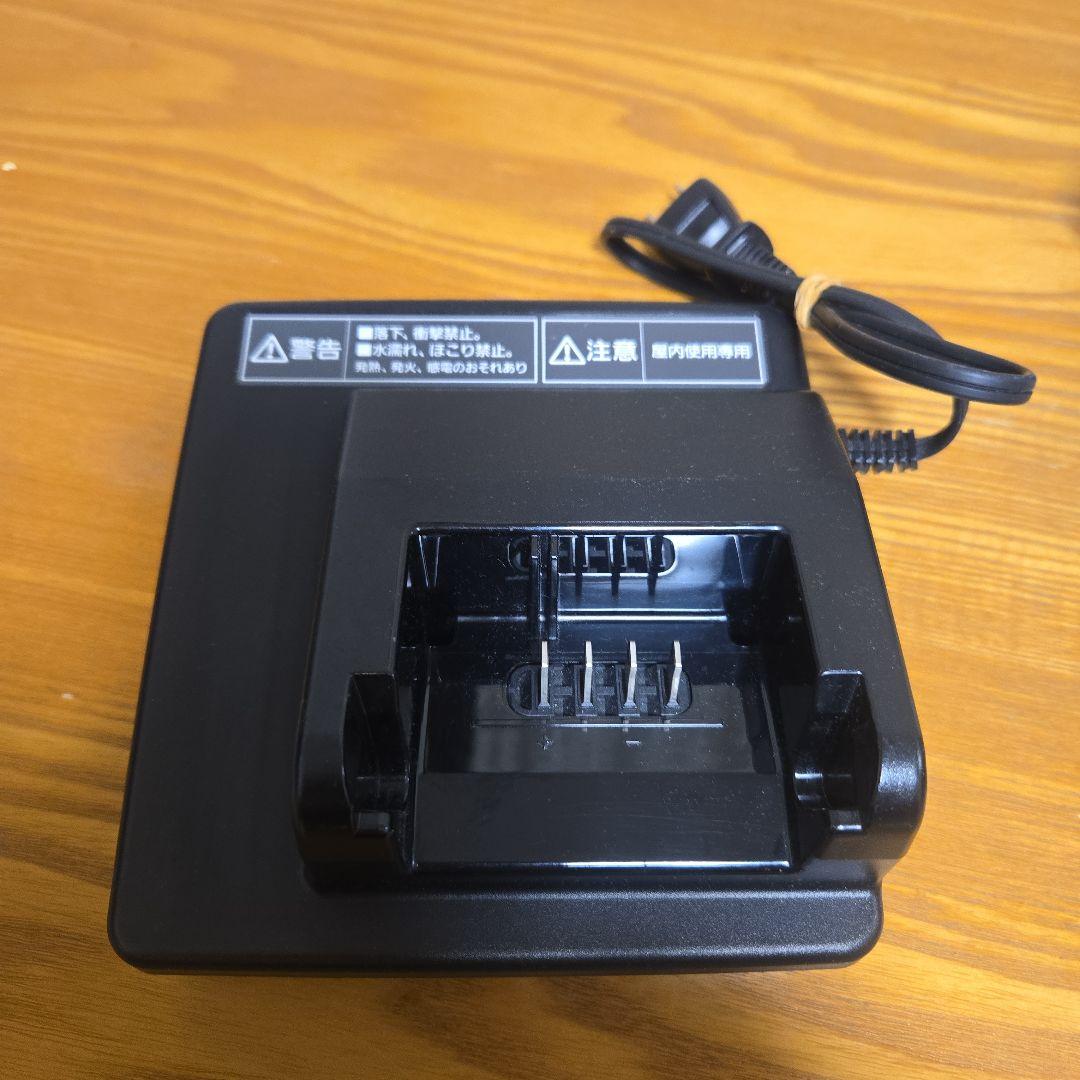 Panasonic バッテリー充電器 NKJ074Z2