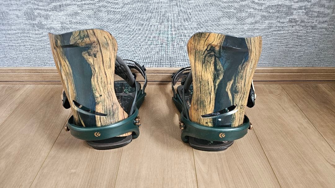 FLUX DS LTD Mサイズ ビンディング 色替ハイバック付き