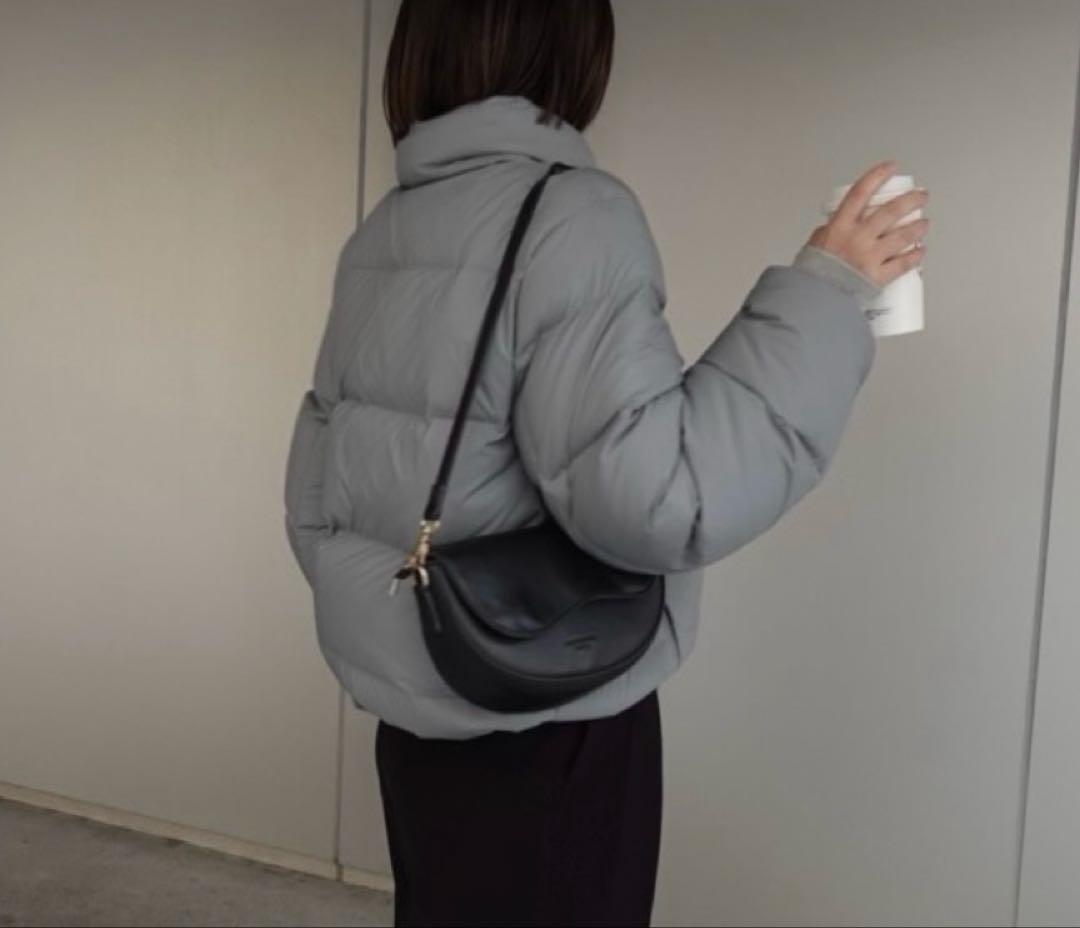 パウダーソフトダウンジャケット　BLUE Mサイズ