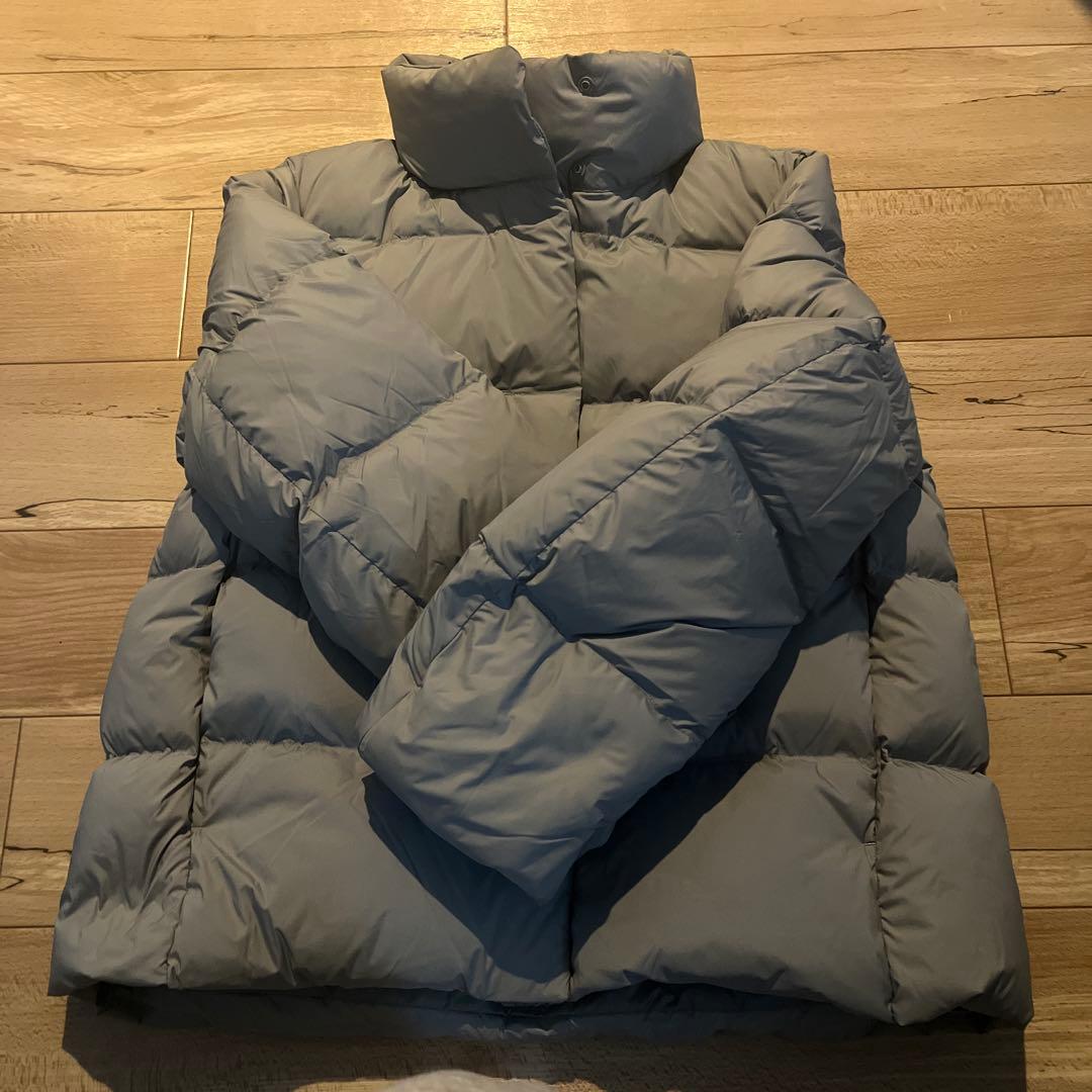 パウダーソフトダウンジャケット　BLUE Mサイズ