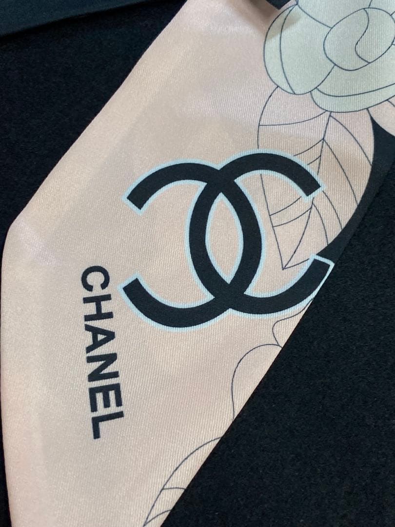 まる 美品 CHANEL ヘアバンド・スカーフ バラ　ココマーク
