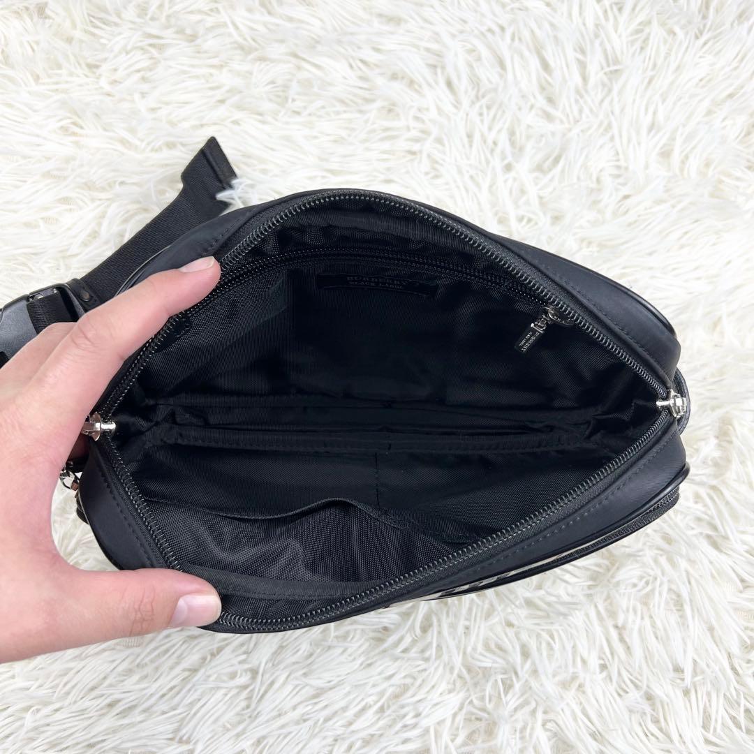 バーバリー ノバチェック　ボディバッグ　ショルダー 斜め掛け　Burberry