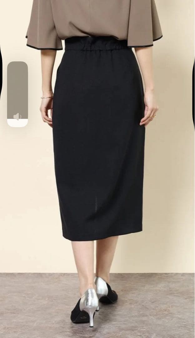 美品　フェンネル　フロントジップナロースカート　タイトスカートリネンライク　黒