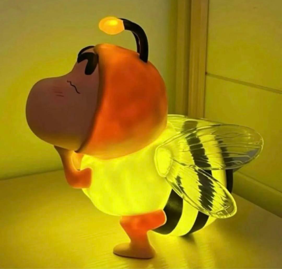 クレヨンしんちゃん フィギュア ミツバチ 蛍 はち　ホタルランプ　テーブルライト
