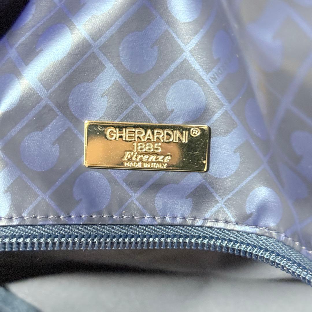 未使用✨ゲラルディーニ　ソフティ　ボストンバッグ　総柄　ネイビー　PVC 撥水