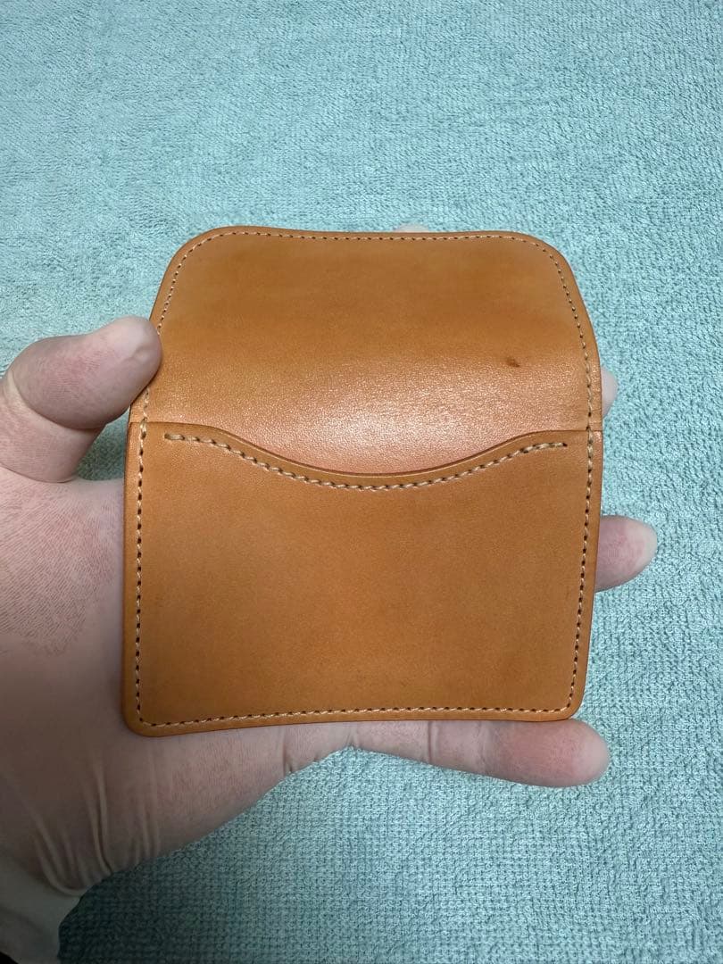 ワイルドスワンズ　タング　サドルプルアップ　ナチュラル＋カラビナキーリングL