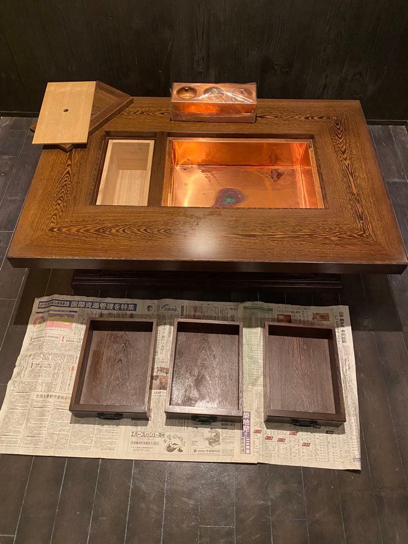 【美品】重厚で木目の美しい関西火鉢　囲炉裏用酒燗器　付き