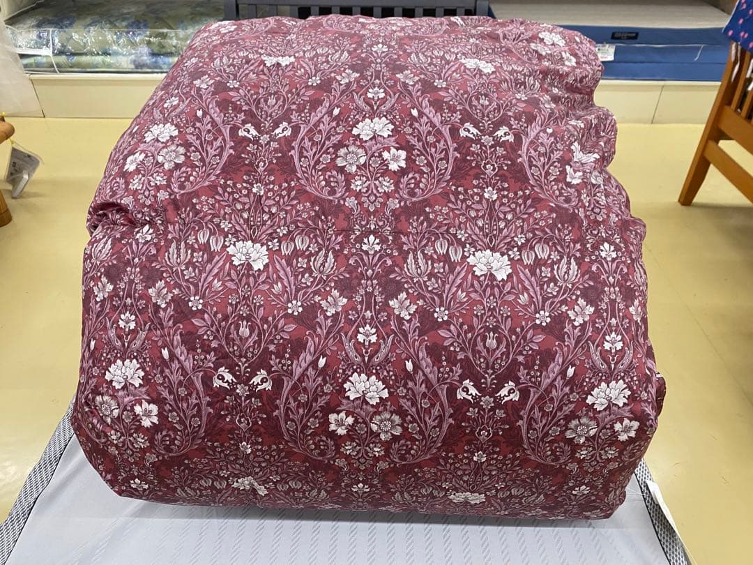 西川　羽毛掛け布団・リバクラブ　ハンガリー産グレーグースダウン９３%・シングル