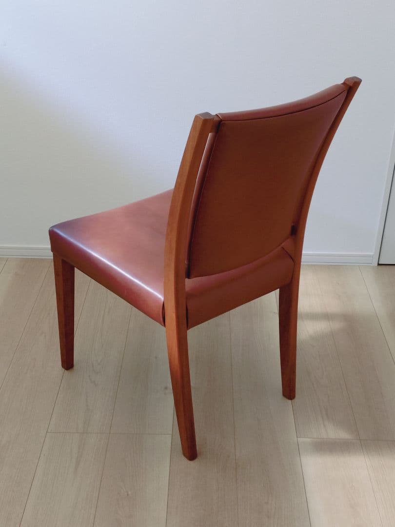 ウッドユウライクカンパニー　革張りチェア