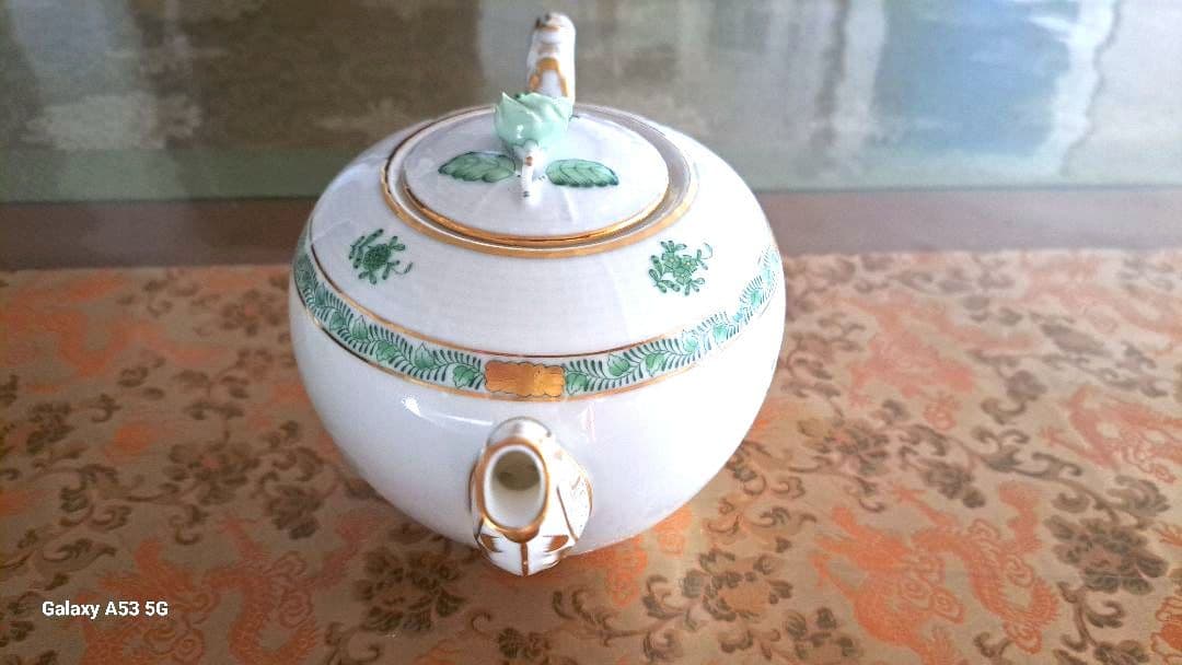 ヘレンドカップ2客とポットのセット