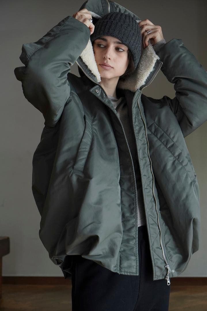 CLANE　BALLOON DESIGN HOODED N3B　カーキ　1