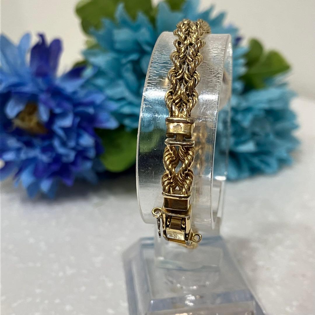 シチズン　CITIZEN SYLPH ゴールド ツイストブレスレット 腕時計