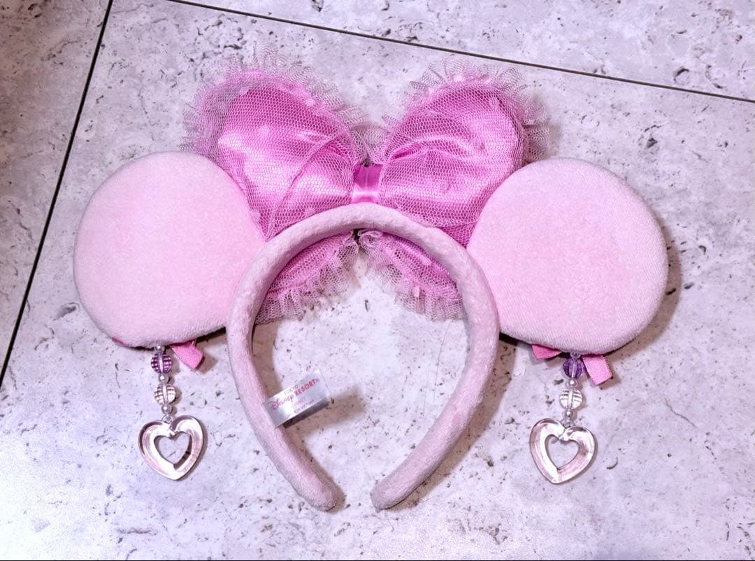 ディズニー　カチューシャ ピンク