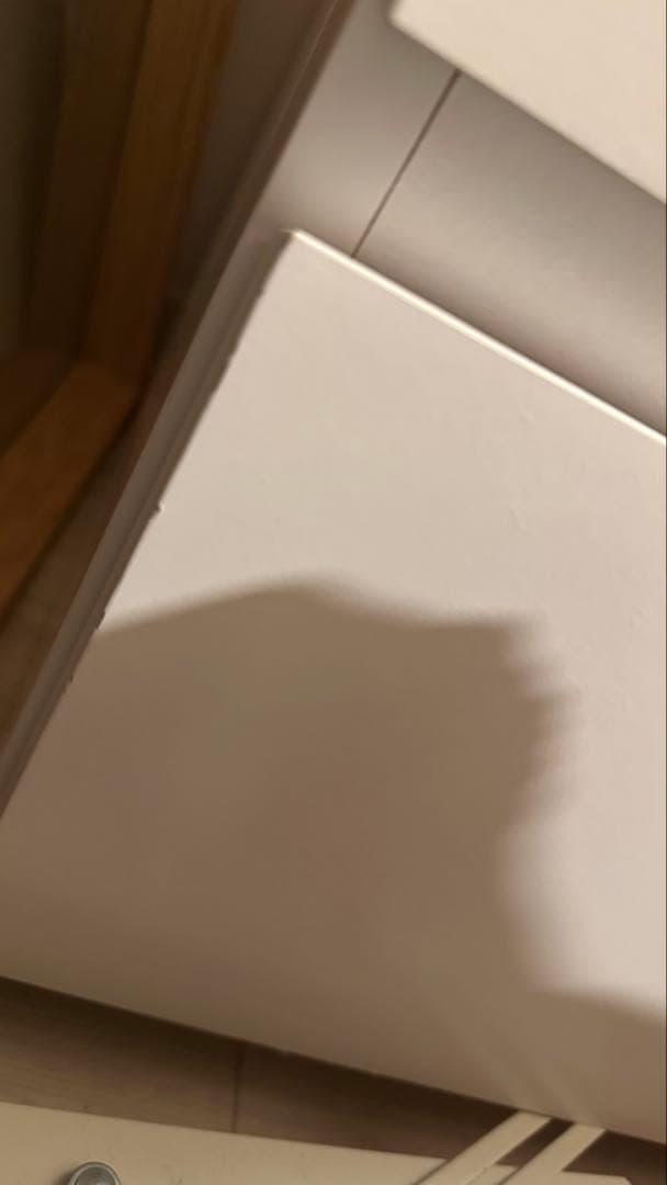 【価格変更】IKEA マルム　チェスト　4段　ガラストップ付き