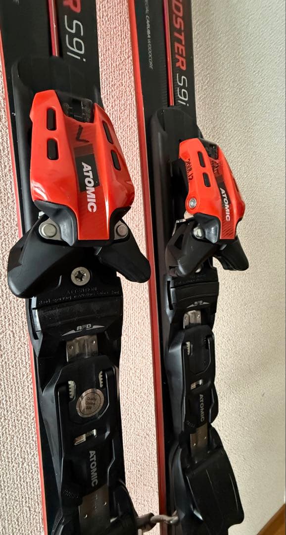 Atomic Redster S9 スキー板