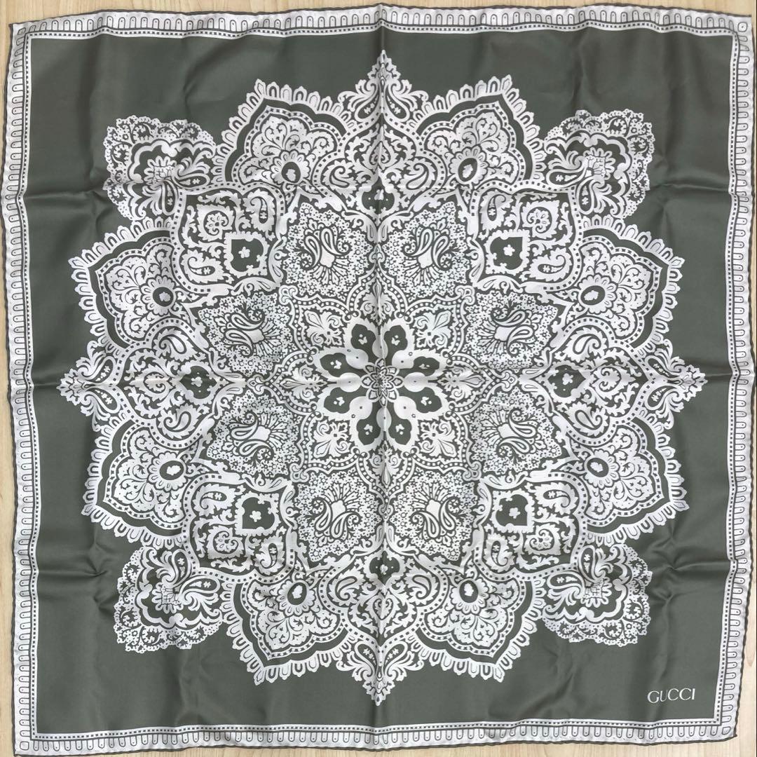 GUCCI シルク ペイズリー柄 ストール
