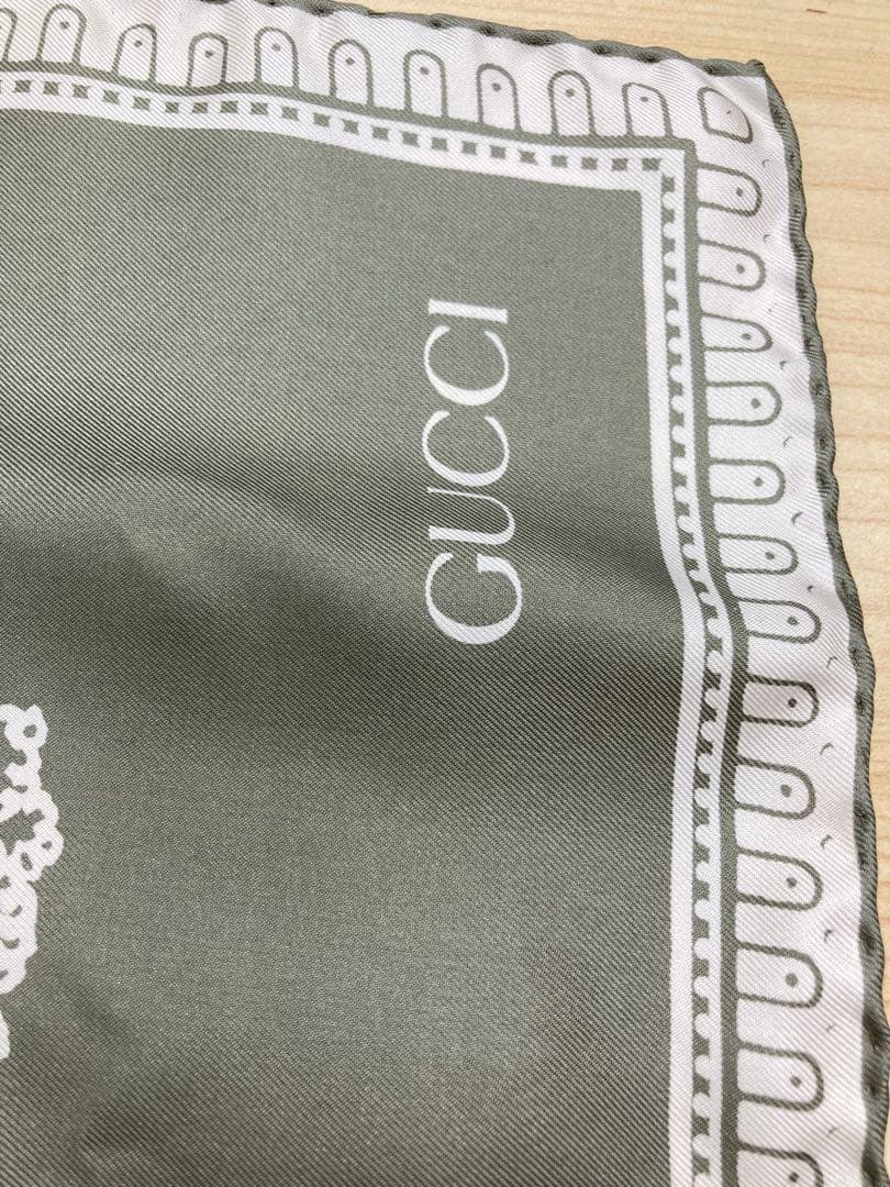 GUCCI シルク ペイズリー柄 ストール