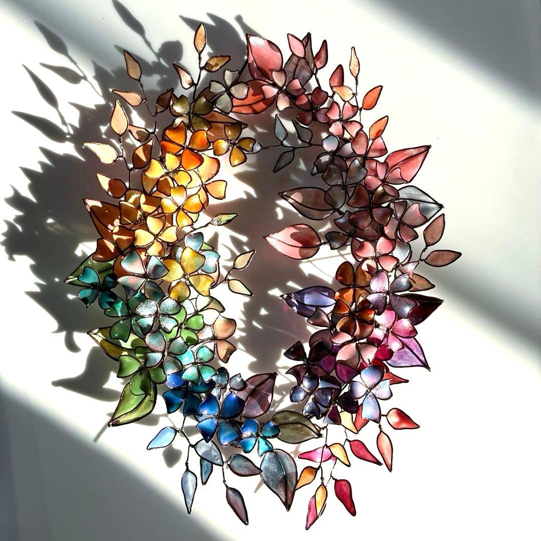 大きなアンティーク調フラワーリース　ワイヤークラフト　ディップアート　壁飾り