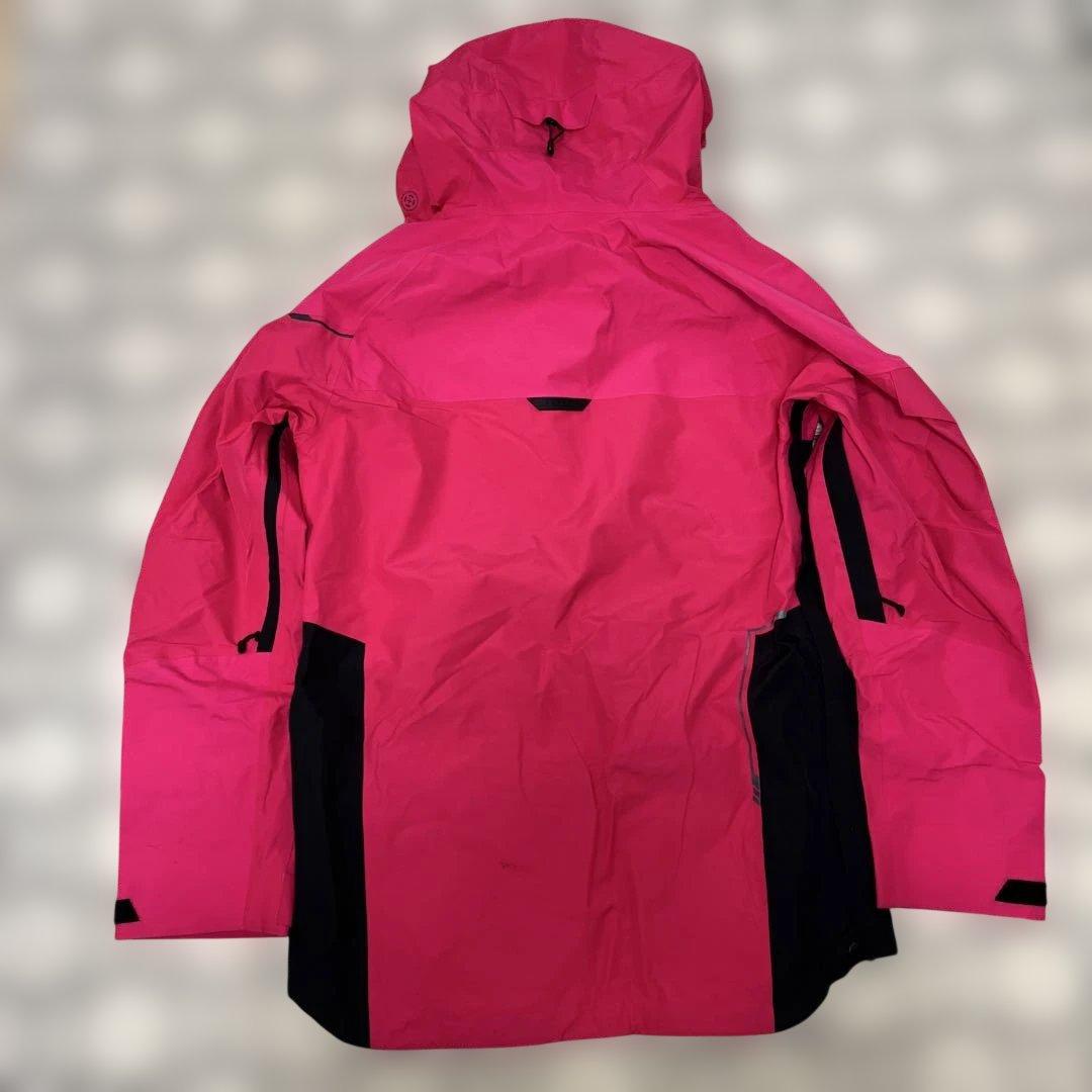 Burton GORE-TEX スノーボードジャケット ピンク/黒　ユニセックス