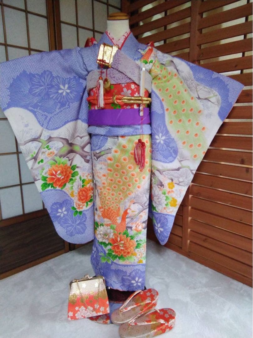7歳向け・化繊のお着物セットです