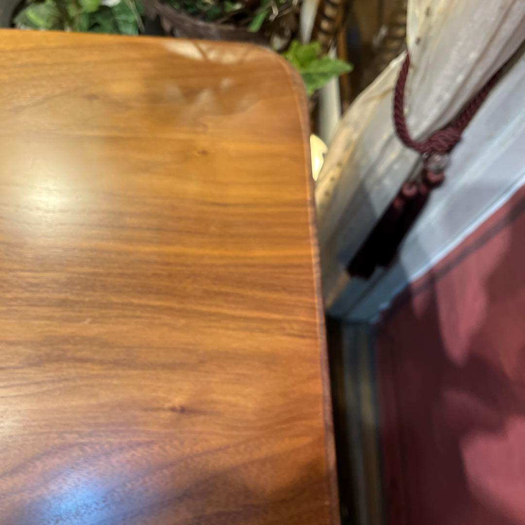 カリモク　ウォールナットソリッド　ダイニングテーブル