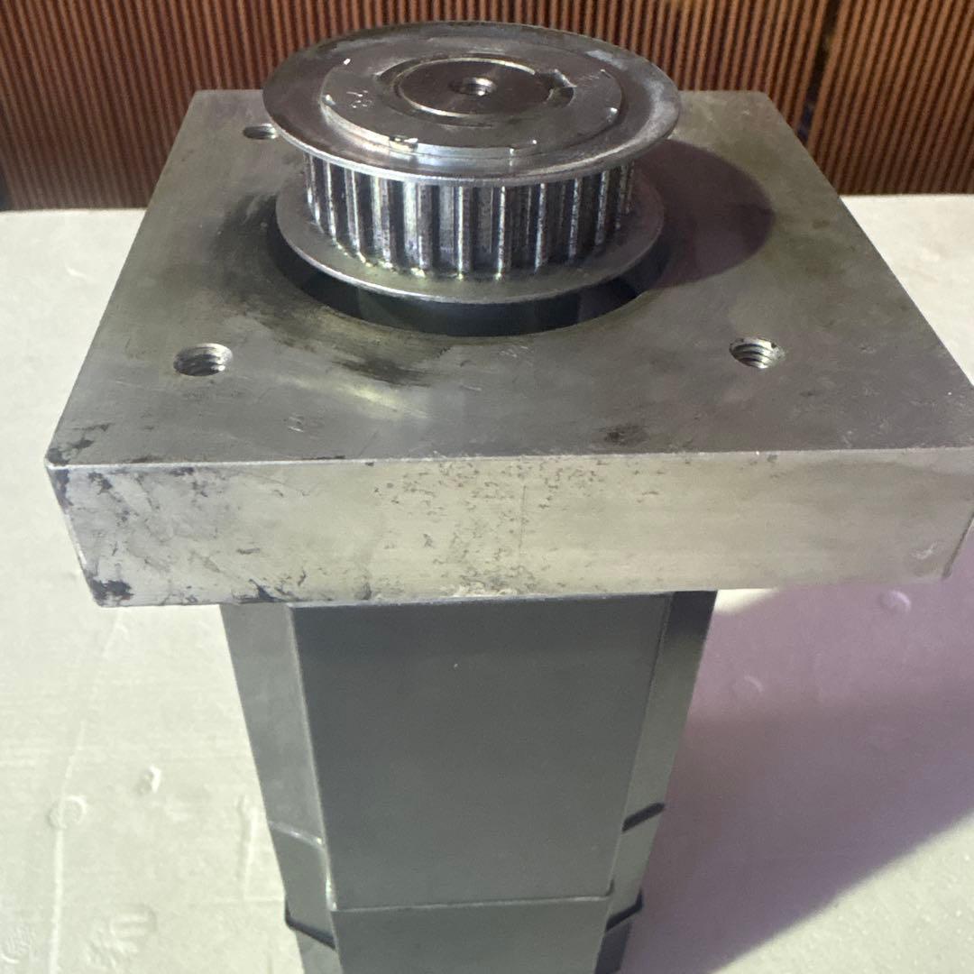 サーボモーター AC-SERVO MOTOR HC-KFS73BK