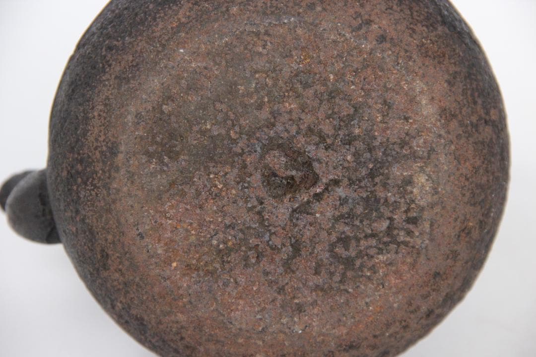 時代 鉄瓶 寿龍堂 造 饕餮紋 獣口 銅蓋 銀摘み　容量約900ml FJ9-1