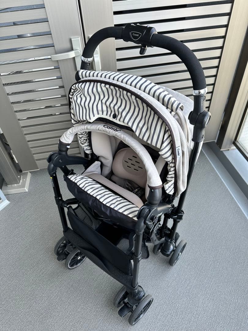 Combi スゴカル4キャスcompact ベビーカー ストライプ ベージュ
