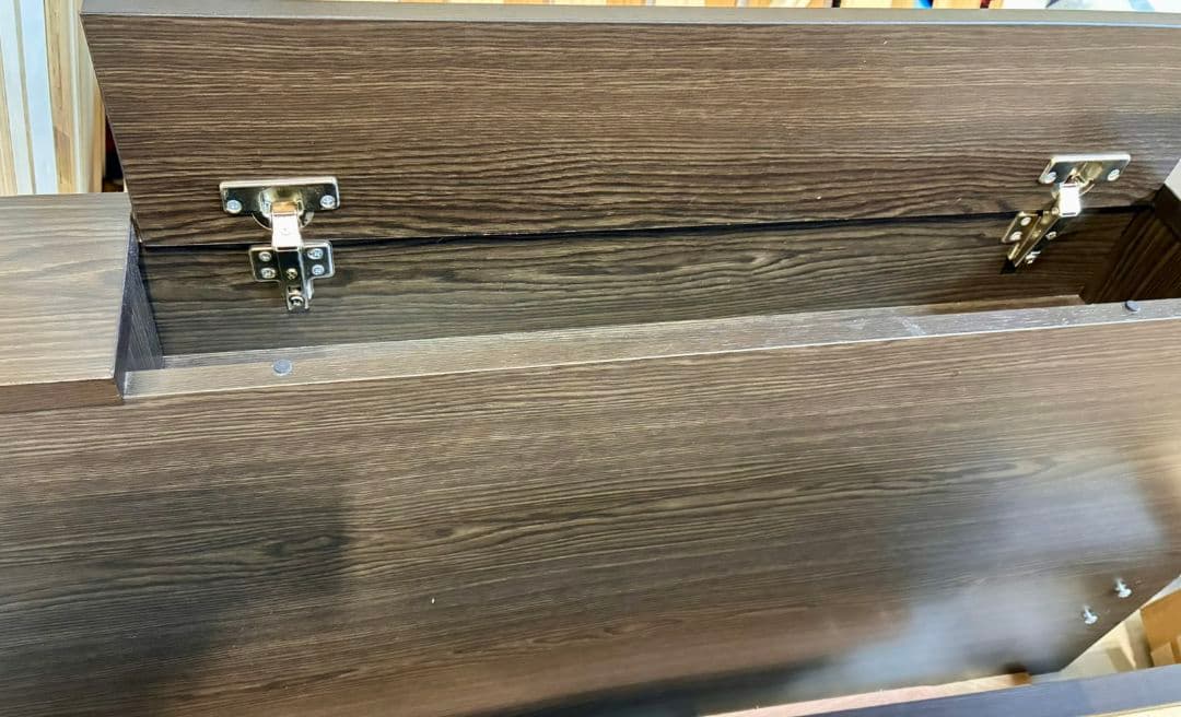 【現地引取OK】セミダブル コンセント,ライト,引き出し付き