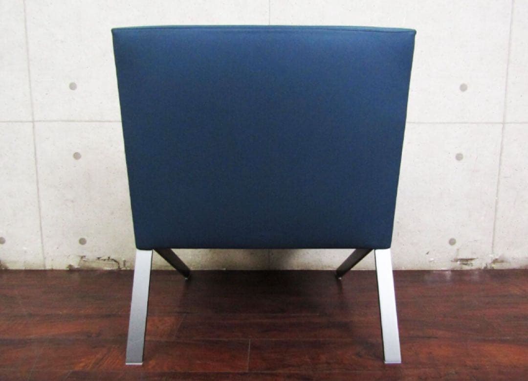 展示品■未使用品・B&B ITALIA「THEO」本革チェア 1人掛けソファ