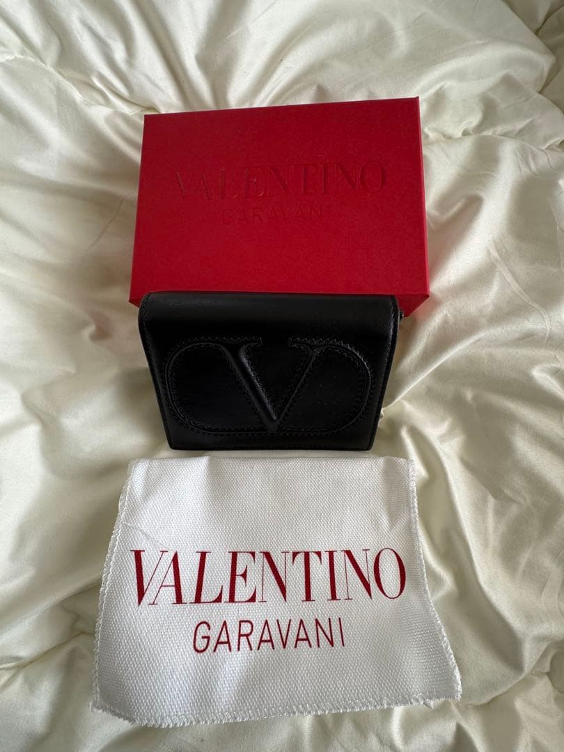 【最終】ヴァレンティノ☆二つ折り財布