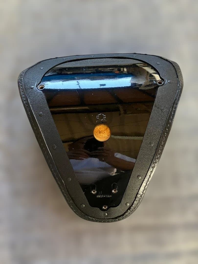 ハーレーダビッドソン純正ソロサドルシート