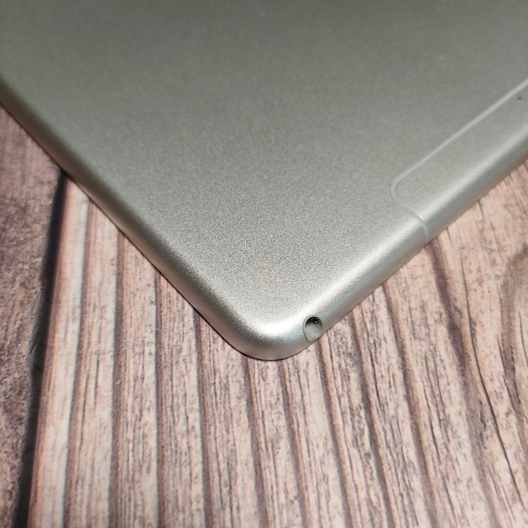 iPad Air 3世代 64GB SIMフリー 美品
