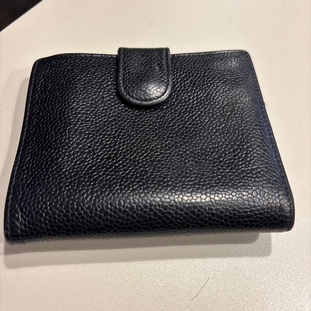 シャネルキャビアスキン2つ折り財布