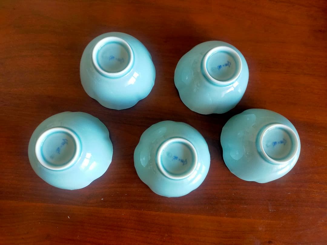 【宮内庁御用達 深川製磁】笹青磁 桔梗型中付 花型小鉢 5客セット 有田焼