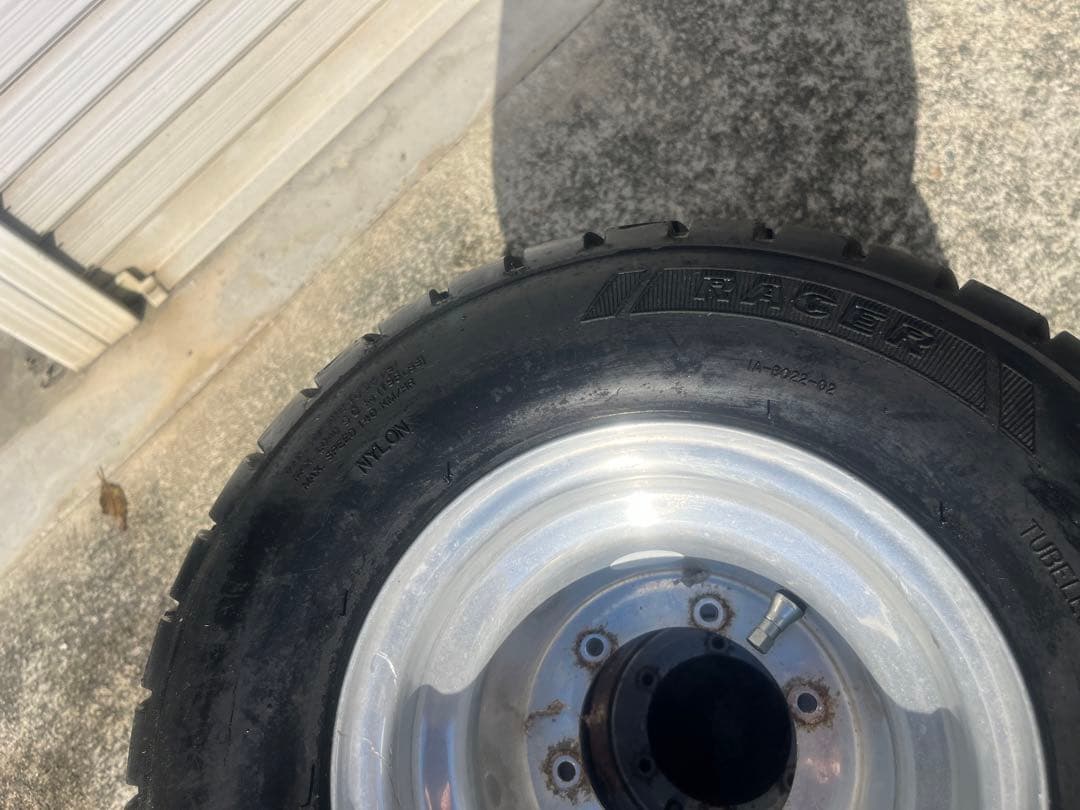 今だけ！7cmスペンサー付き。キャノピー2スト用タイヤとホイールセット