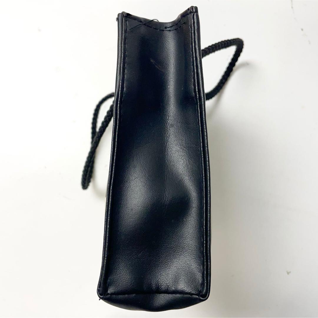 りた　フェンディ　ファッツォーロ　レザー　ミニトート