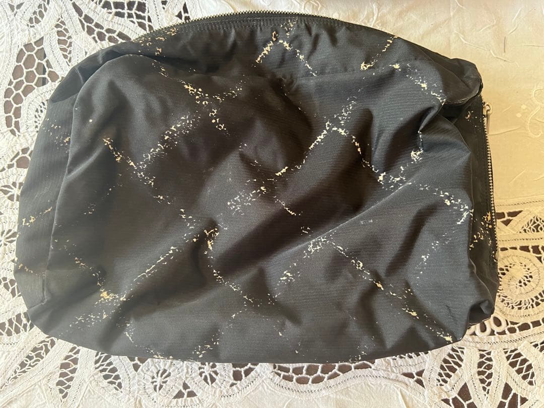 OLD CHANEL トラベルライン　ナイロン　トートバック　ポーチ付き