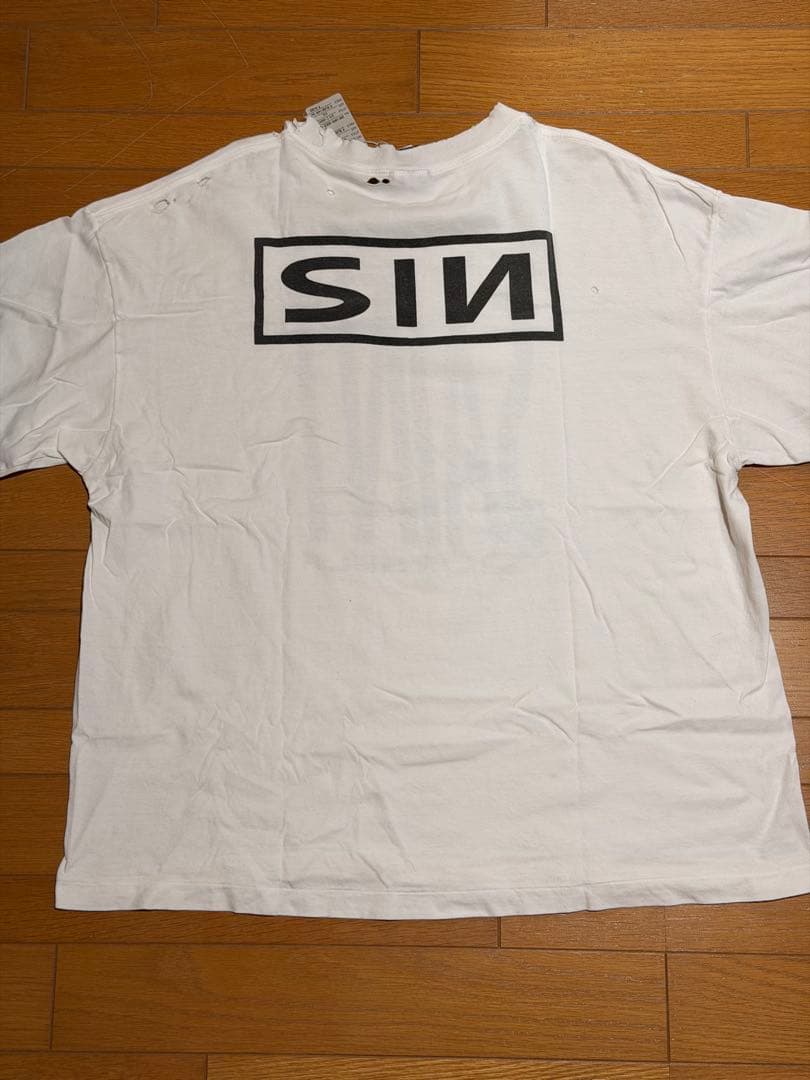 SAINT Mxxxxxx fuck saint yourself Tシャツ