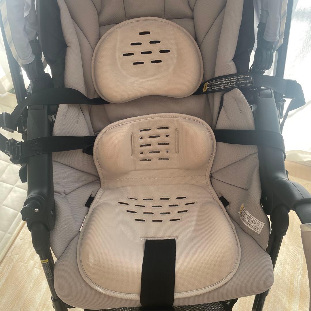 コンビ　ベビーカー　スゴカル4キャス　エアー　エッグショック HK ライトグレー