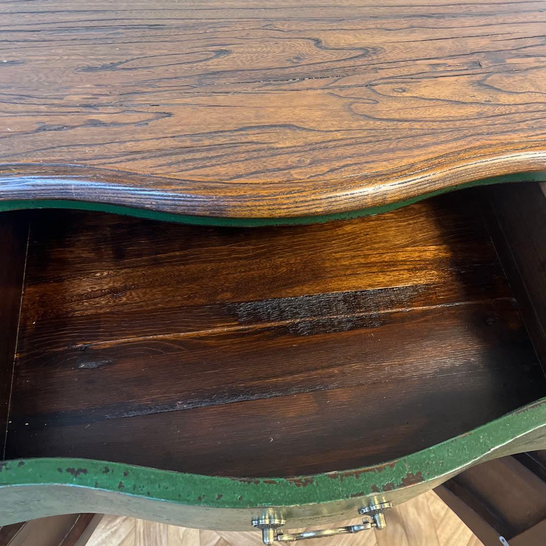 緑の木製サイドテーブル　アンティーク