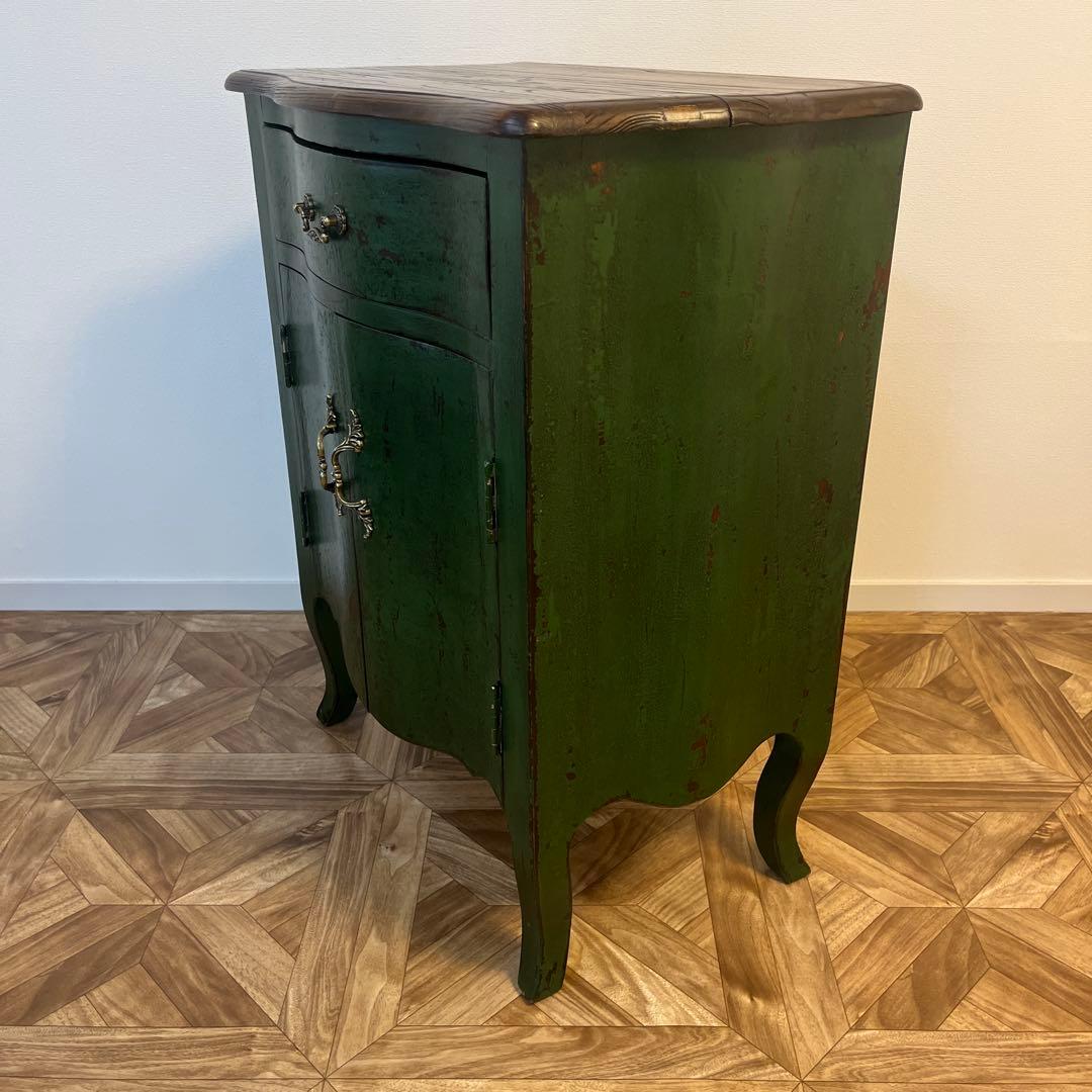 緑の木製サイドテーブル　アンティーク