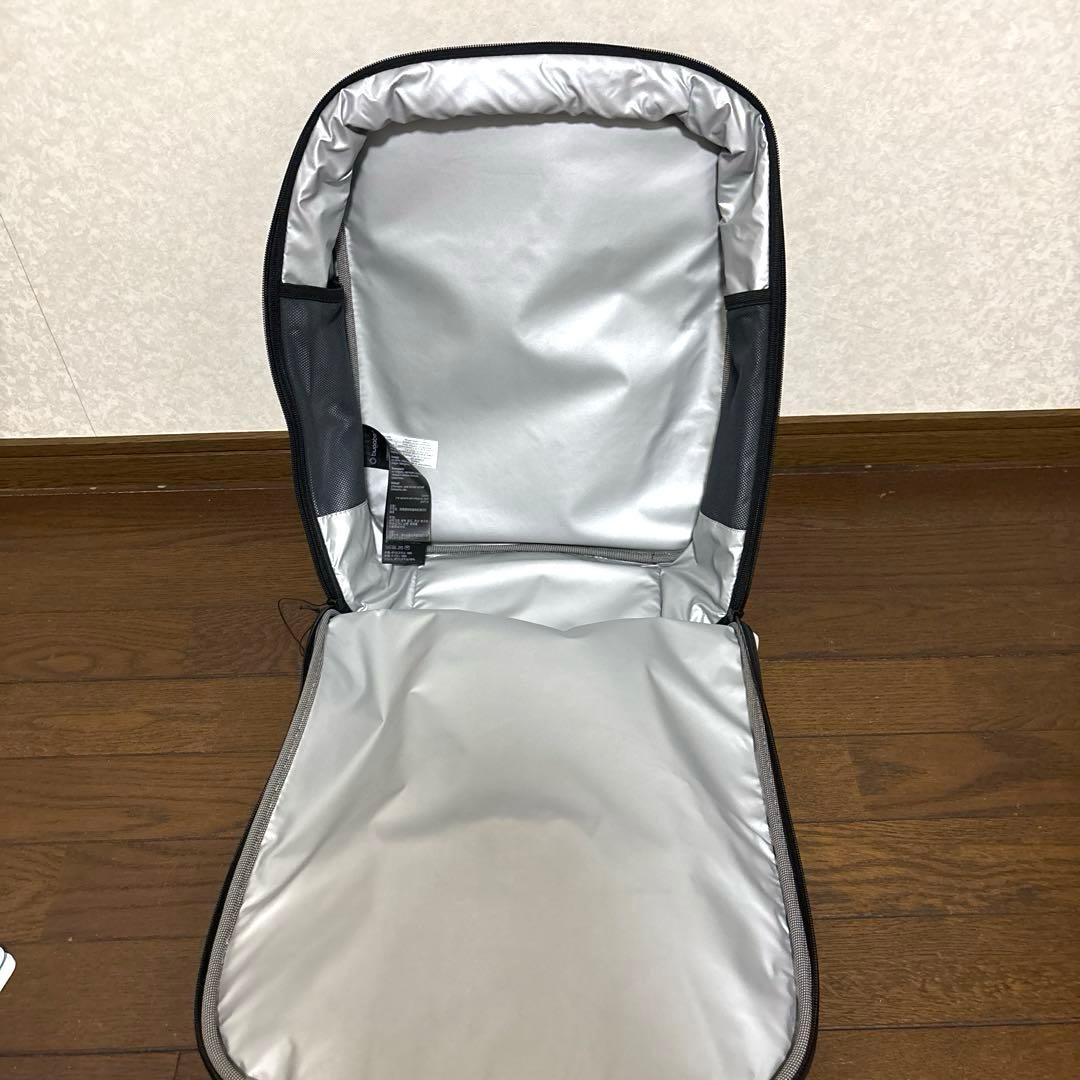 【ほぼ未使用】bugaboo ボクサー キャビンケース 廃盤品