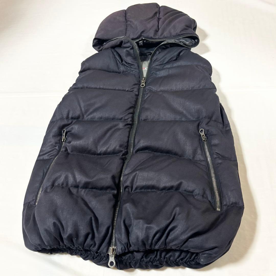 DUVETICA・ダウンベスト フルジップ 40 細身 （S〜M相当） 濃紺